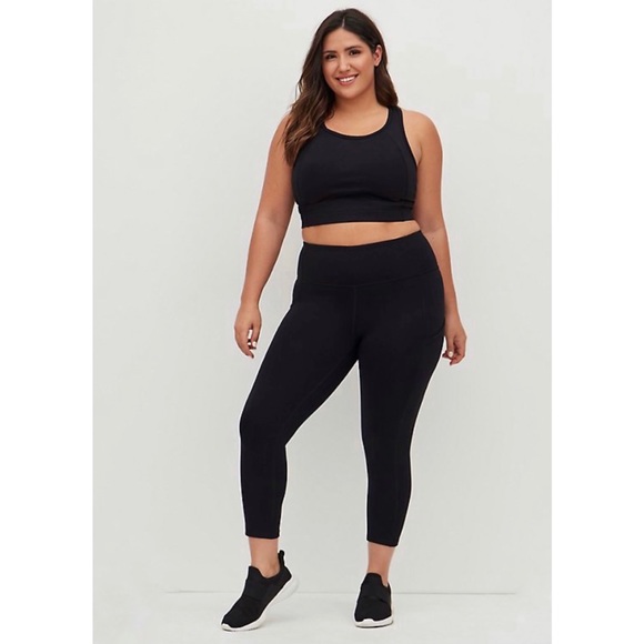 torrid Pants - Torrid Black Crop Wicking Active 360 Leggings With Pockets